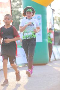 BIB: 
                            <button type="button" onclick="openModal(3643259)" class="btn btn-primary btn-sm float-right btn-popup" data-toggle="modal" data-target=".modal-high-quality">
                        <i class="fas fa-shopping-cart"></i> Add to Cart
                    </button>
                                            <button type="button" onclick="isThisMe(3643259, true)" class="btn btn-success btn-sm float-right btn-popup btn-isme hidden" data-toggle="tooltip" data-placement="bottom" title="นี่คือรูปของคุณใช่ไหม คลิกที่นี่เพื่อเอาเข้าอัลบั้ม">
                        <i class="fas fa-plus"></i> Add to album
                    </button>
                    <button type="button" onclick="isThisMe(3643259, false)" class="btn btn-warning btn-sm float-right btn-popup btn-isnotme hidden">
                        <i class="fas fa-ban"></i> Remove from album
                    </button>